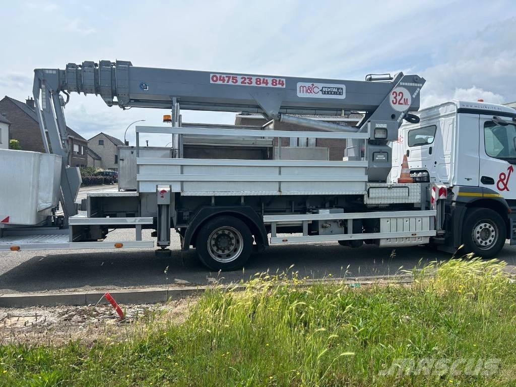 Mercedes-Benz Antos Truck mounted platforms