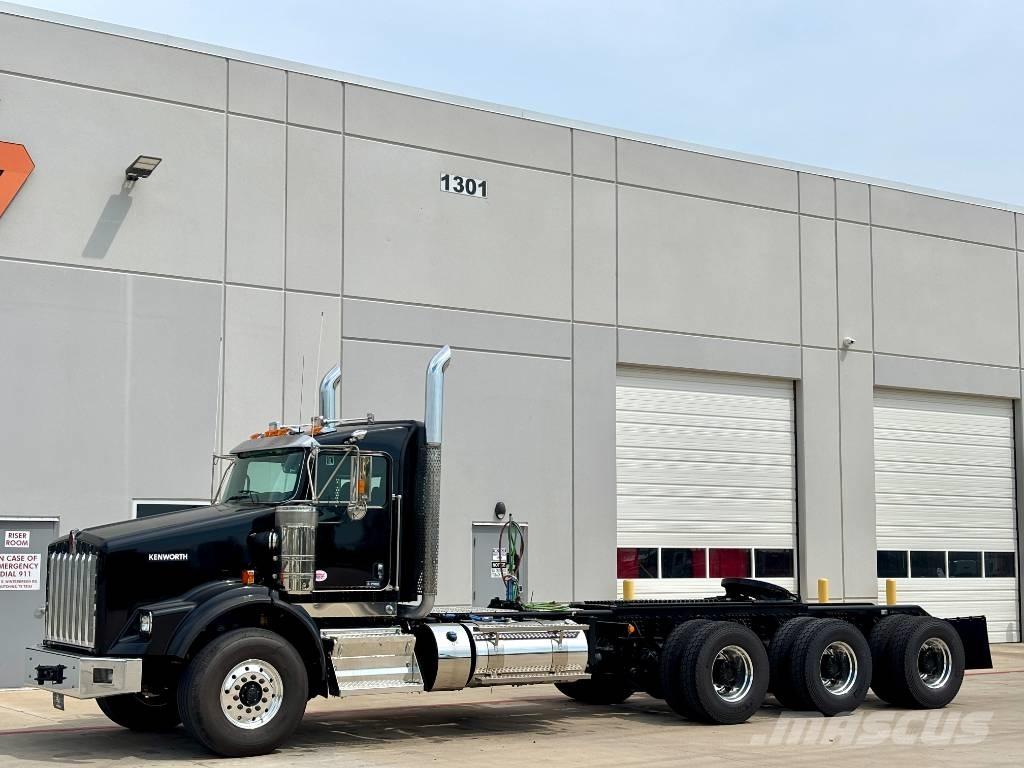 Kenworth T 800 Prime Movers