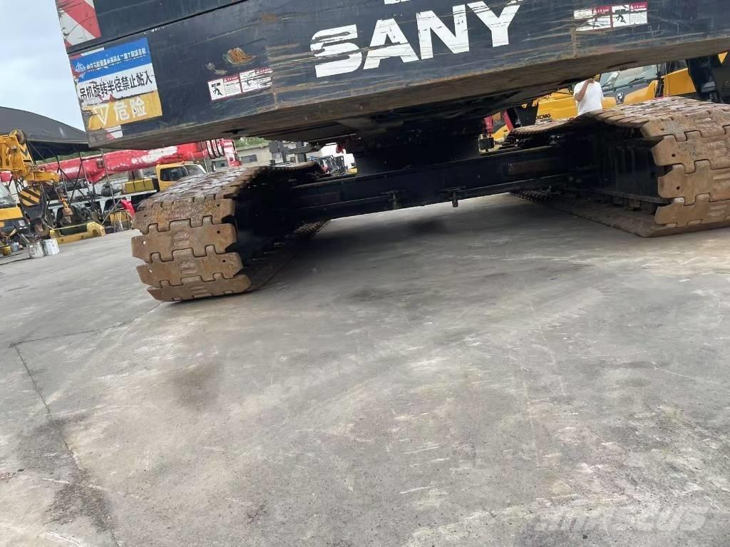 Sany SCC 600 A-6 Track mounted cranes