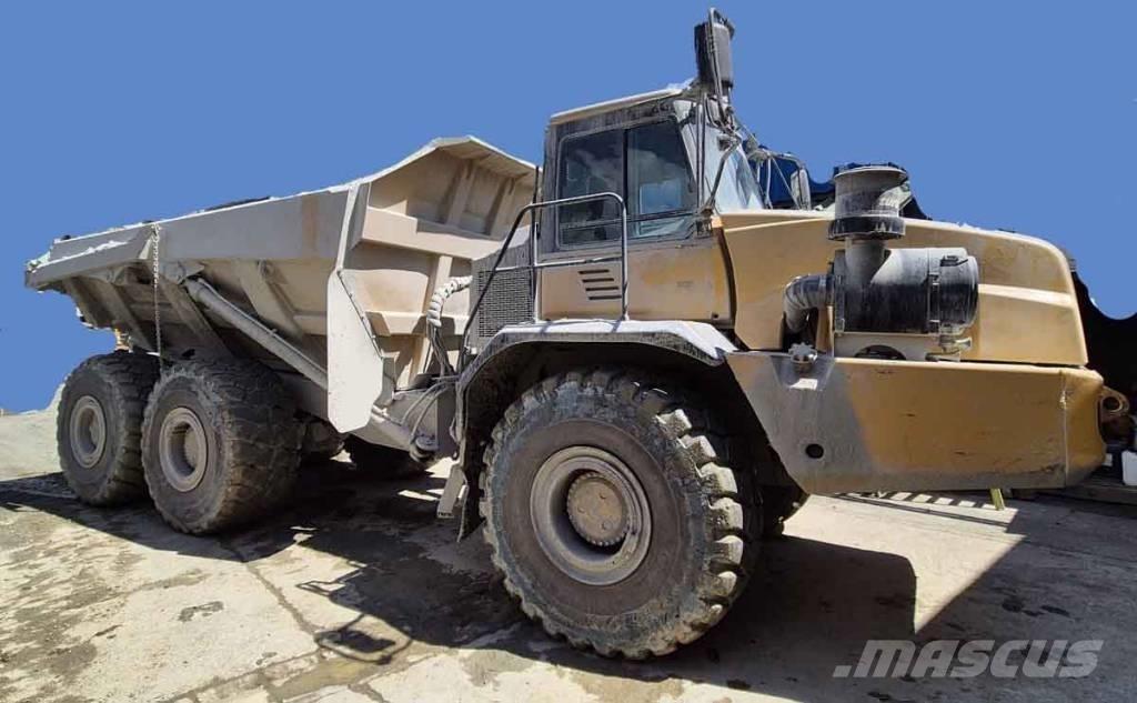 Bell B40D - 6x6 Articulated Haulers