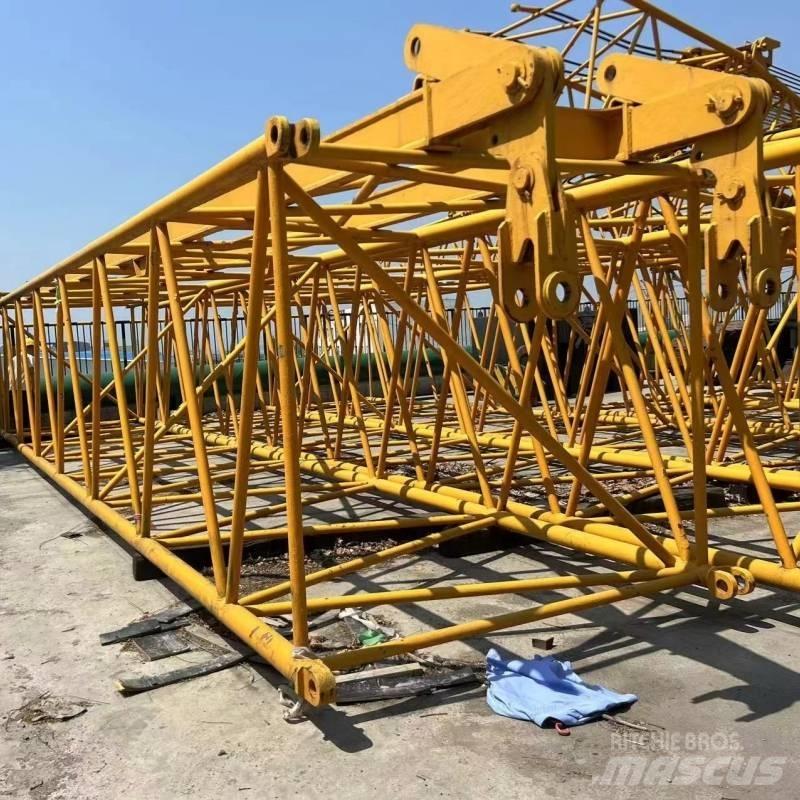IHI CCH 1500 Track mounted cranes
