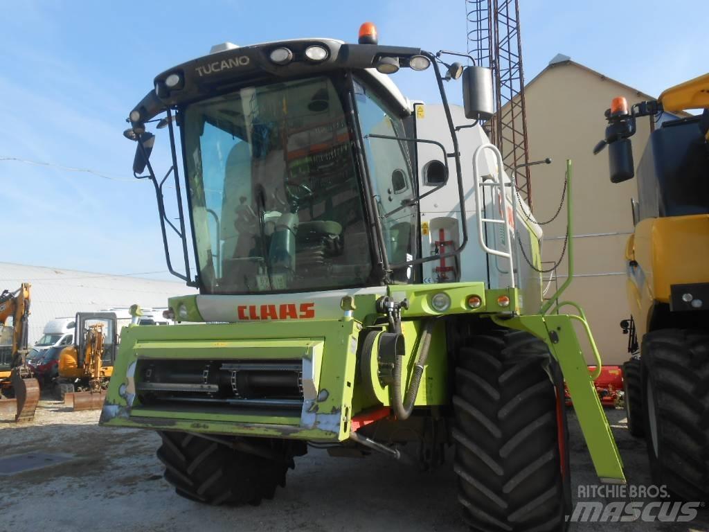 CLAAS Tucano 440 Combine harvesters