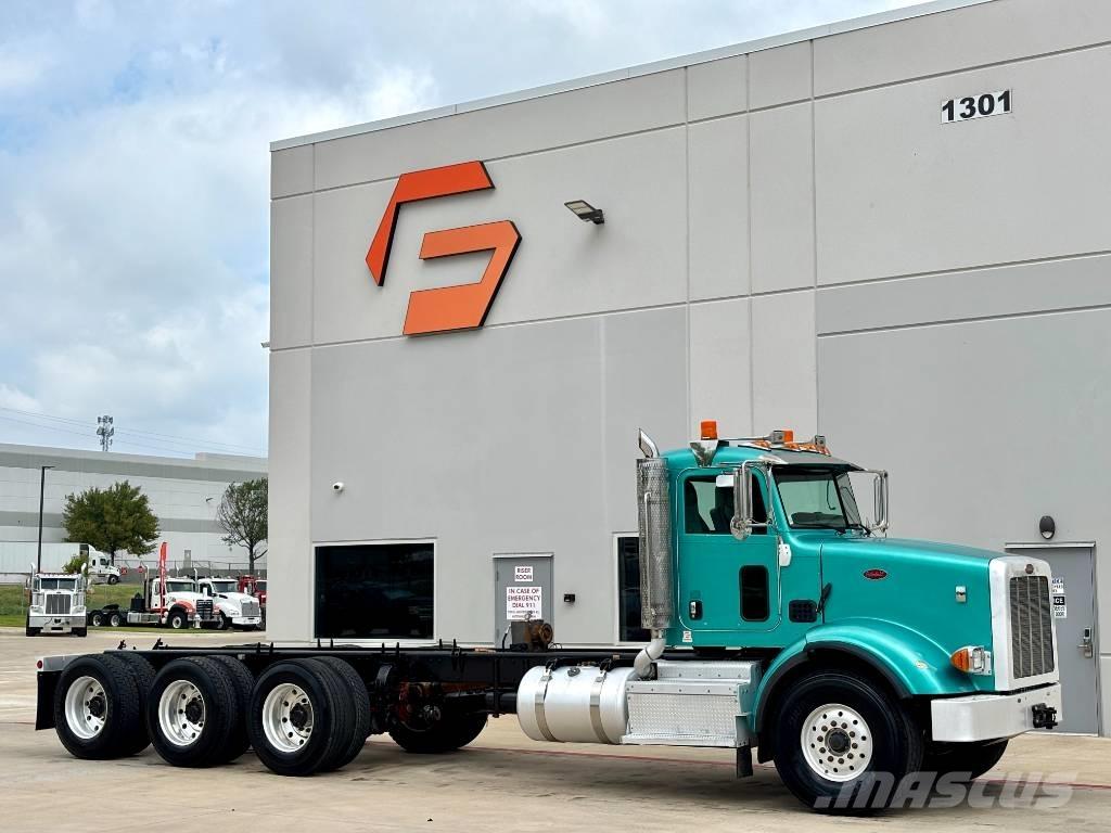 Peterbilt 365 Prime Movers