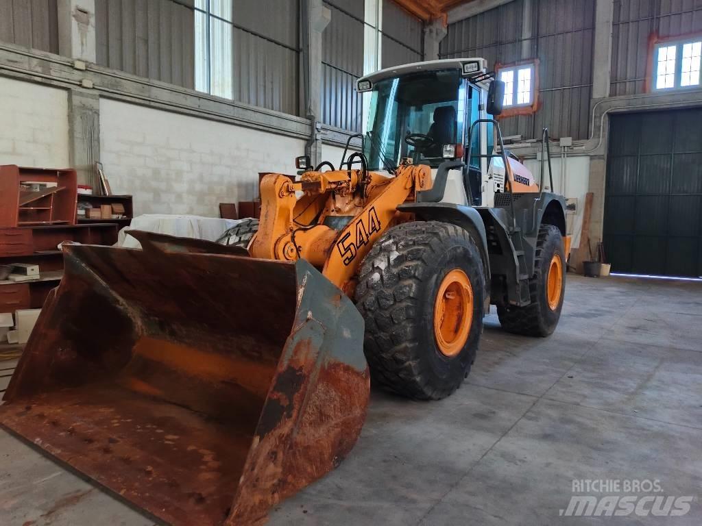 Liebherr 544 Wheel loaders