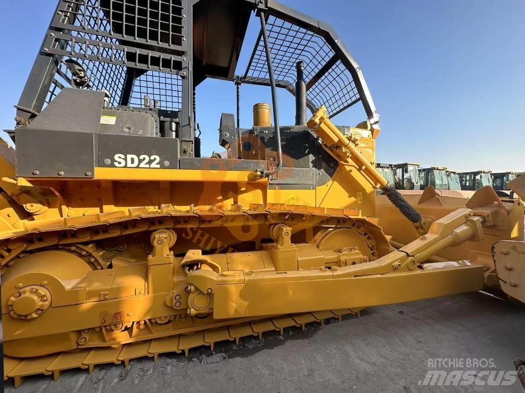 Shantui SD 22 F Crawler dozers