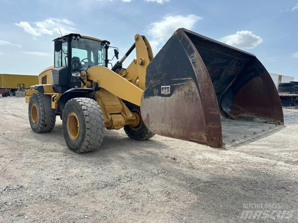 CAT 938M Wheel loaders