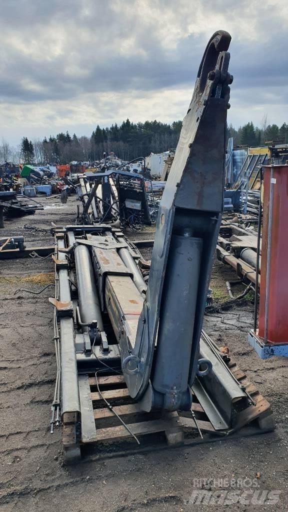 Hooklift DAMAGED Hook lifts