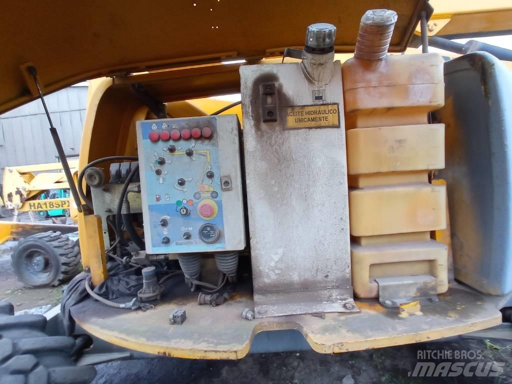 Haulotte HA 20 PX Articulated boom lifts