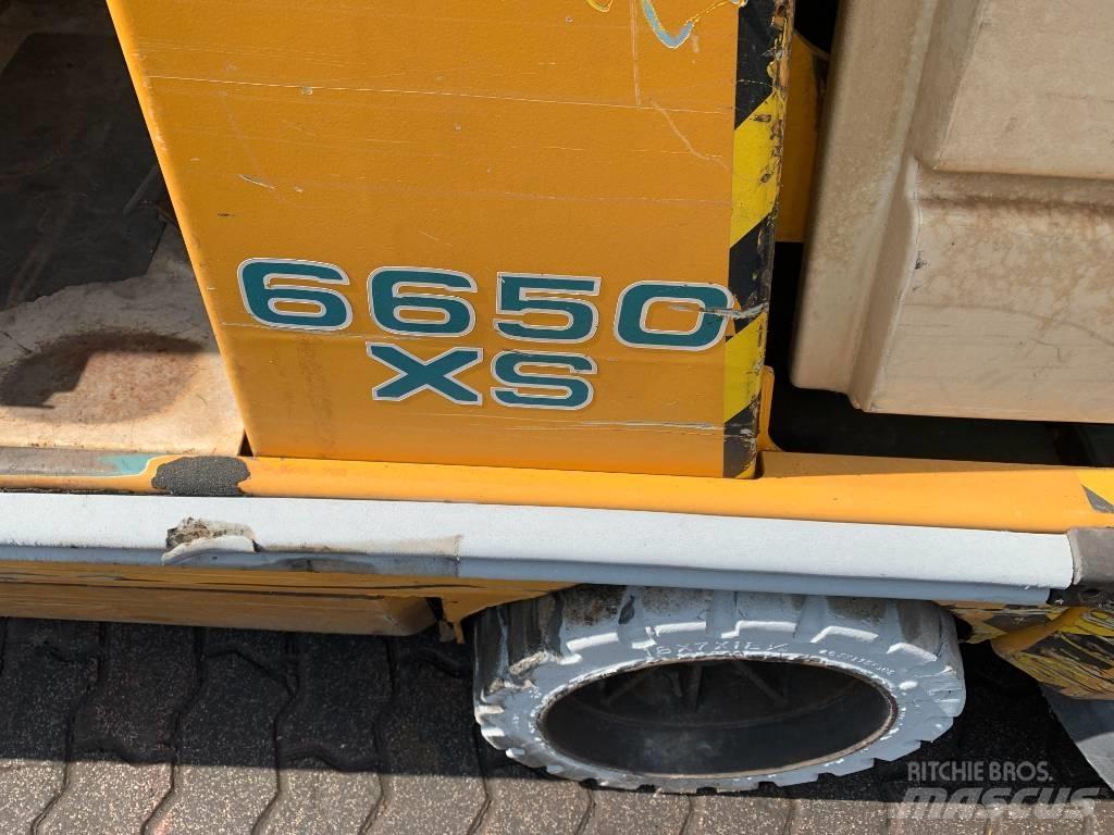Tennant 6650D      V-2809 Other groundscare machines