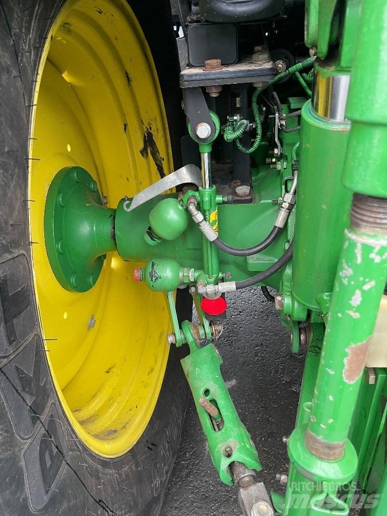 John Deere 6125R Tractors