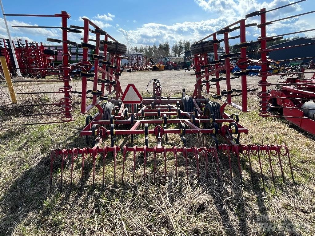 Väderstad NZ 500 Harrows
