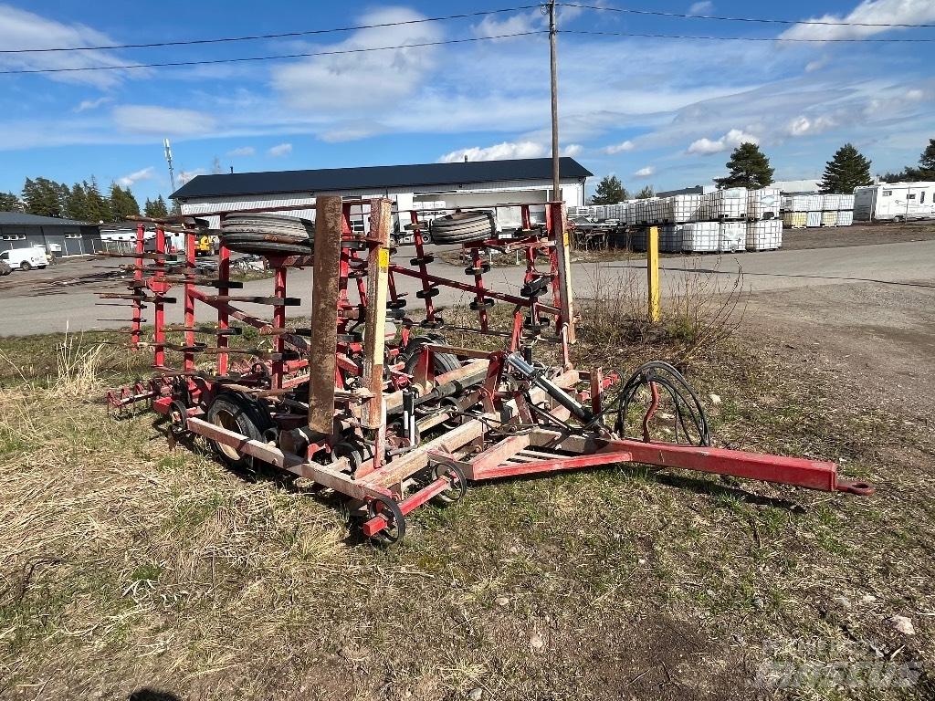 Väderstad NZ 500 Harrows
