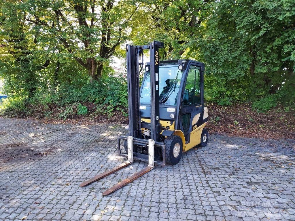 Yale GLP 25VX LPG trucks