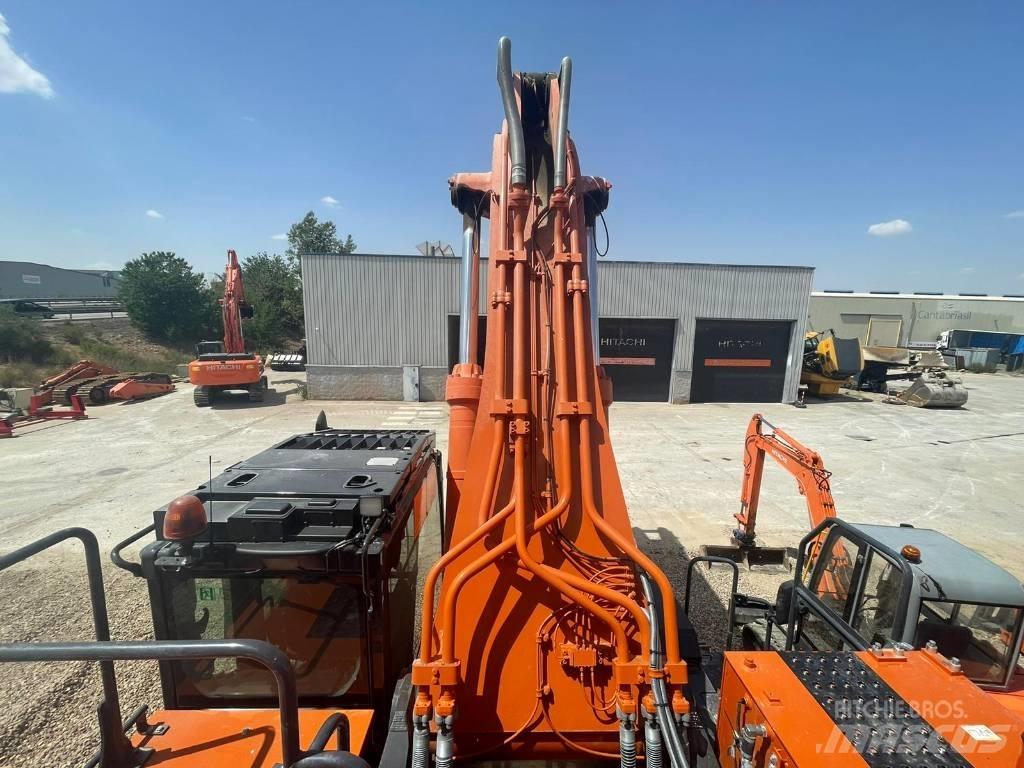 Hitachi ZX 890 Crawler excavators