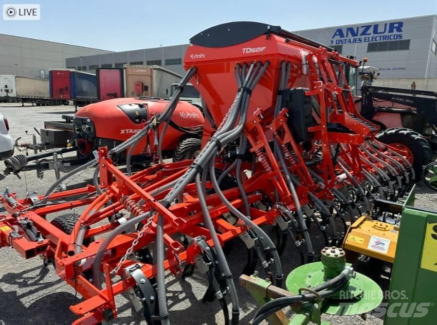 Kubota TD1001F Drills