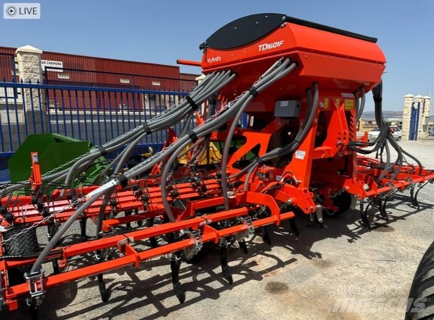 Kubota TD1001F Drills
