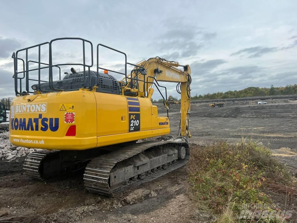 Komatsu PC210LC-11 Crawler excavators