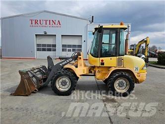 Volvo L 30 B Wheel loaders