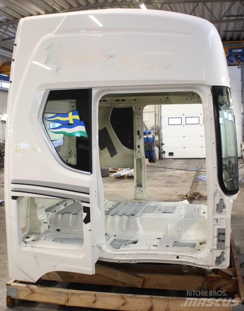 Scania R 650 Cabins and interior