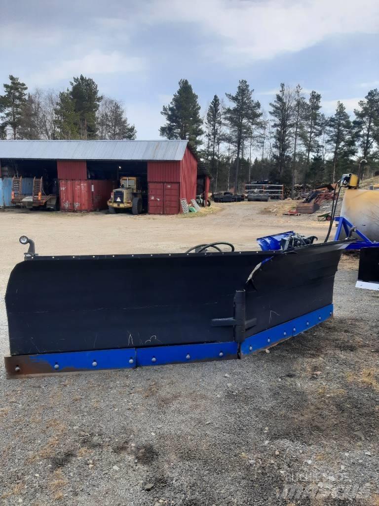 Padagas SSVL 4M Plows