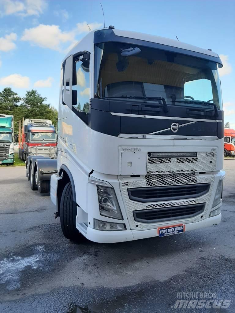 Volvo FH 13 Chassis Cab trucks
