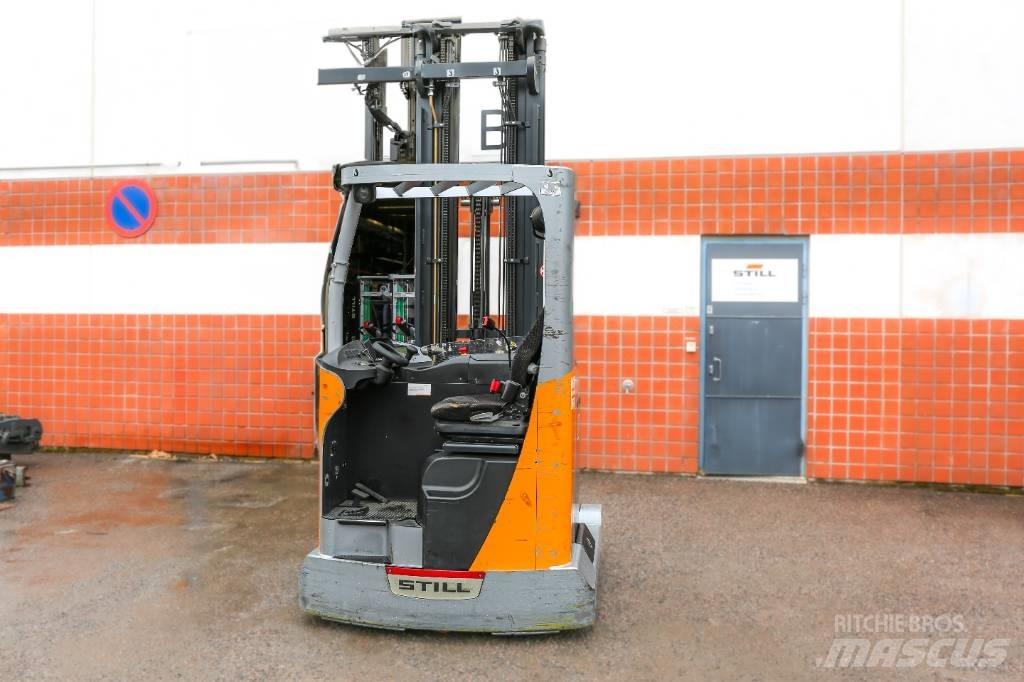 Still FMX14 Reach truck