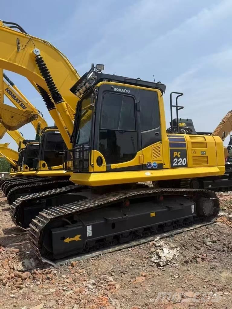 Komatsu 220LC-8 Crawler excavators