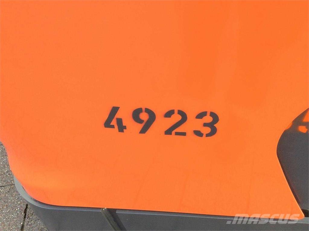 Linde R14G Reach truck