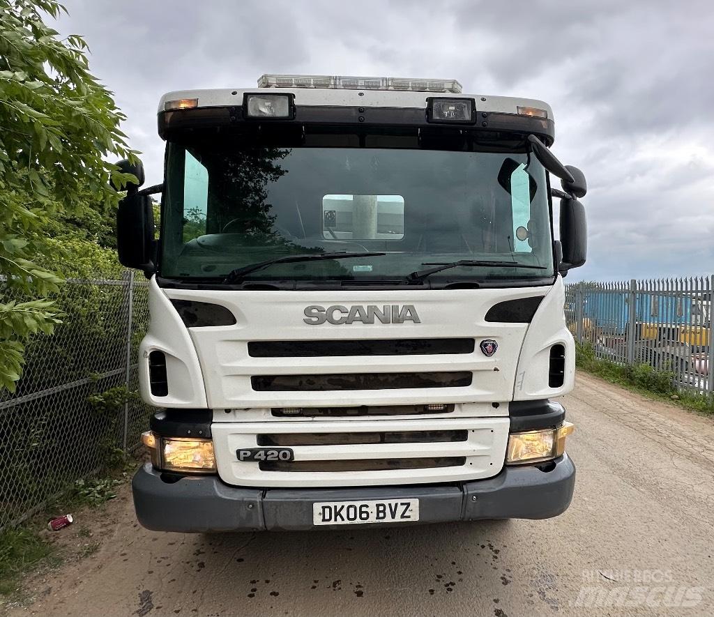 Scania P 420 Tipper trucks