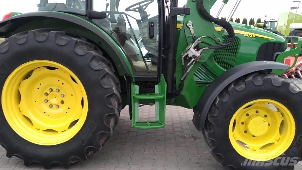 John Deere 5820 Tractors