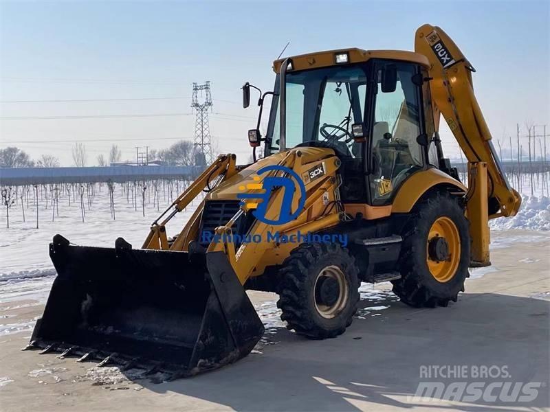 JCB 3 CX Backhoe