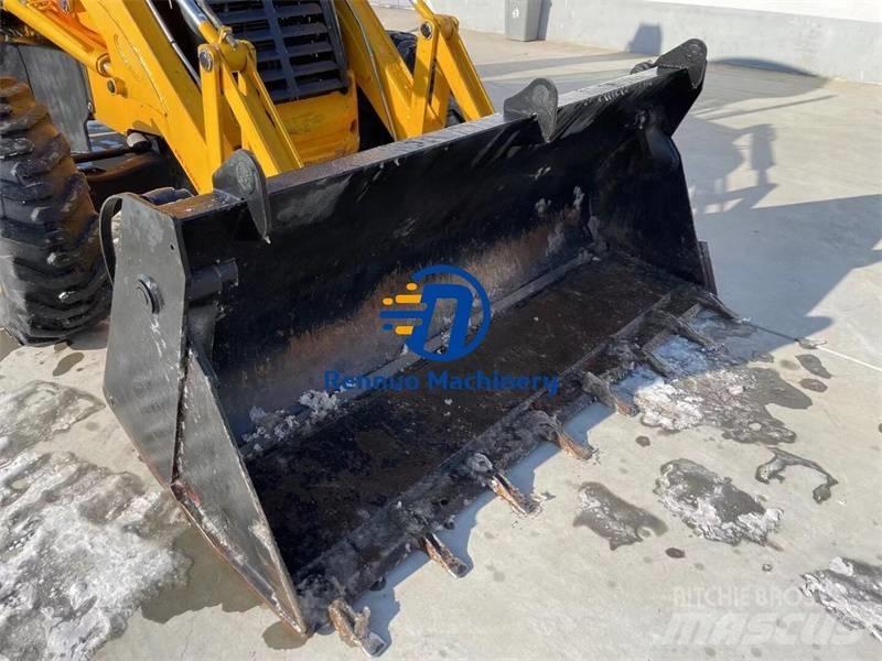 JCB 3 CX Backhoe