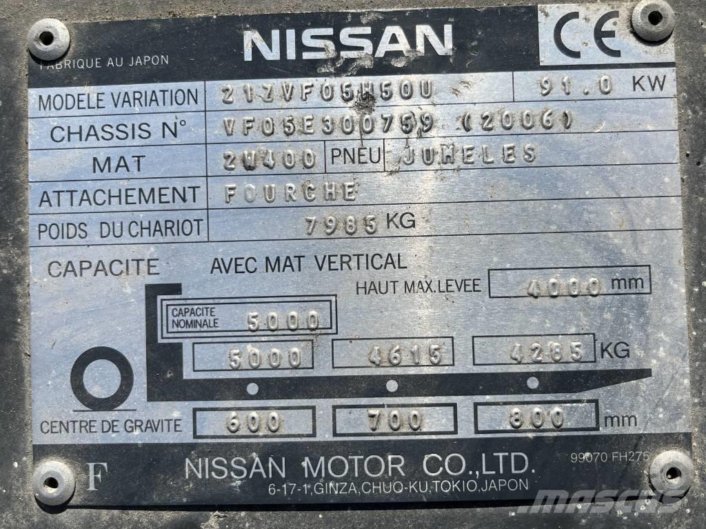 Nissan CABIN W-1038 Cabins and interior