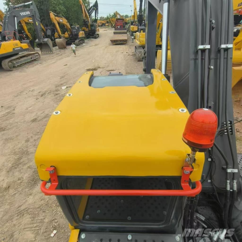 Volvo EC 240 Crawler excavators