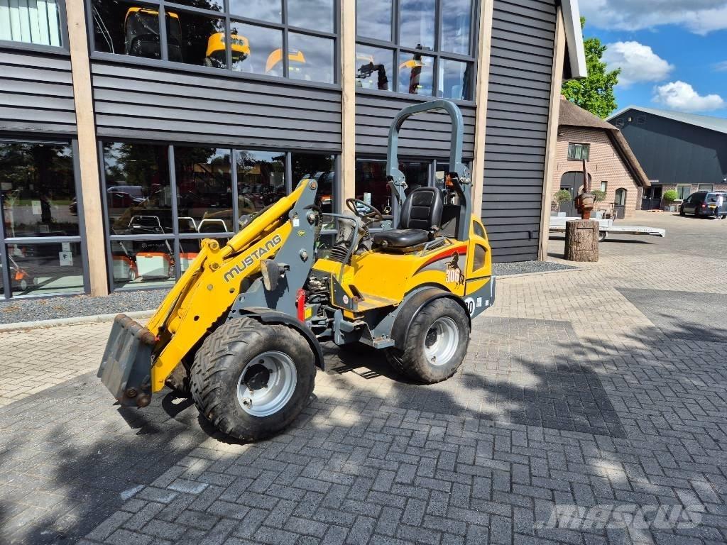 Mustang AL 306 Mini loaders