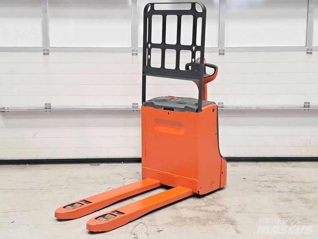 Linde T18 Low lifter