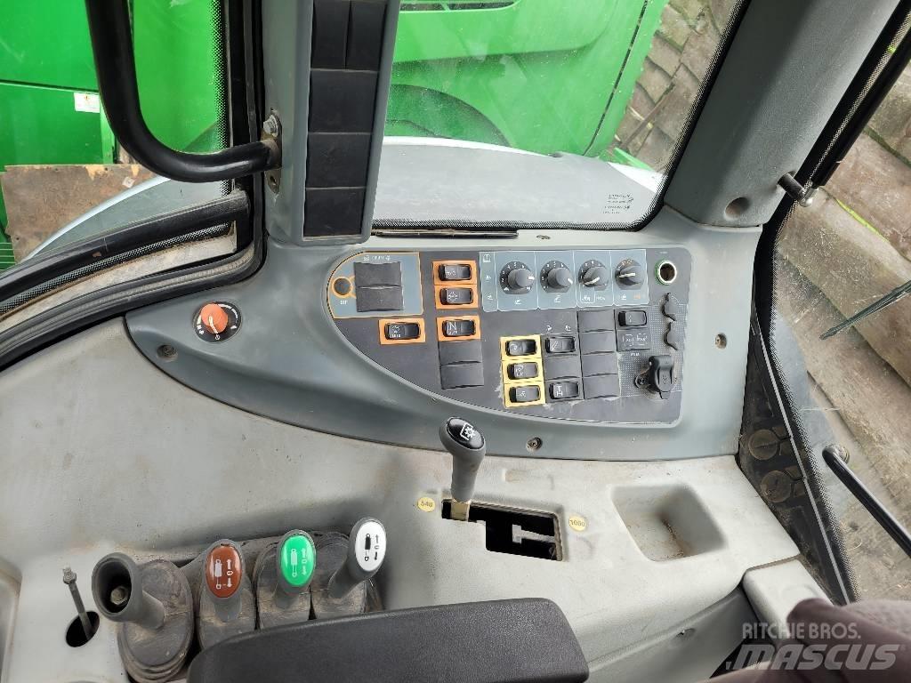 Valtra N 104 Tractors