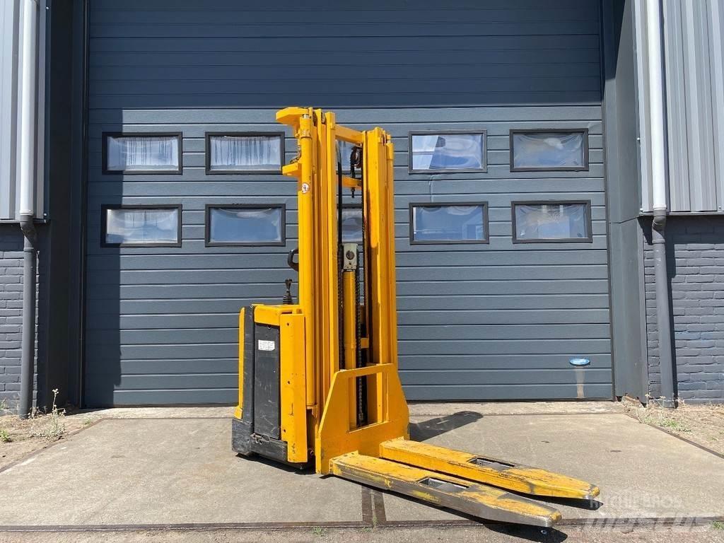 Jungheinrich EJC16 Pedestrian stacker