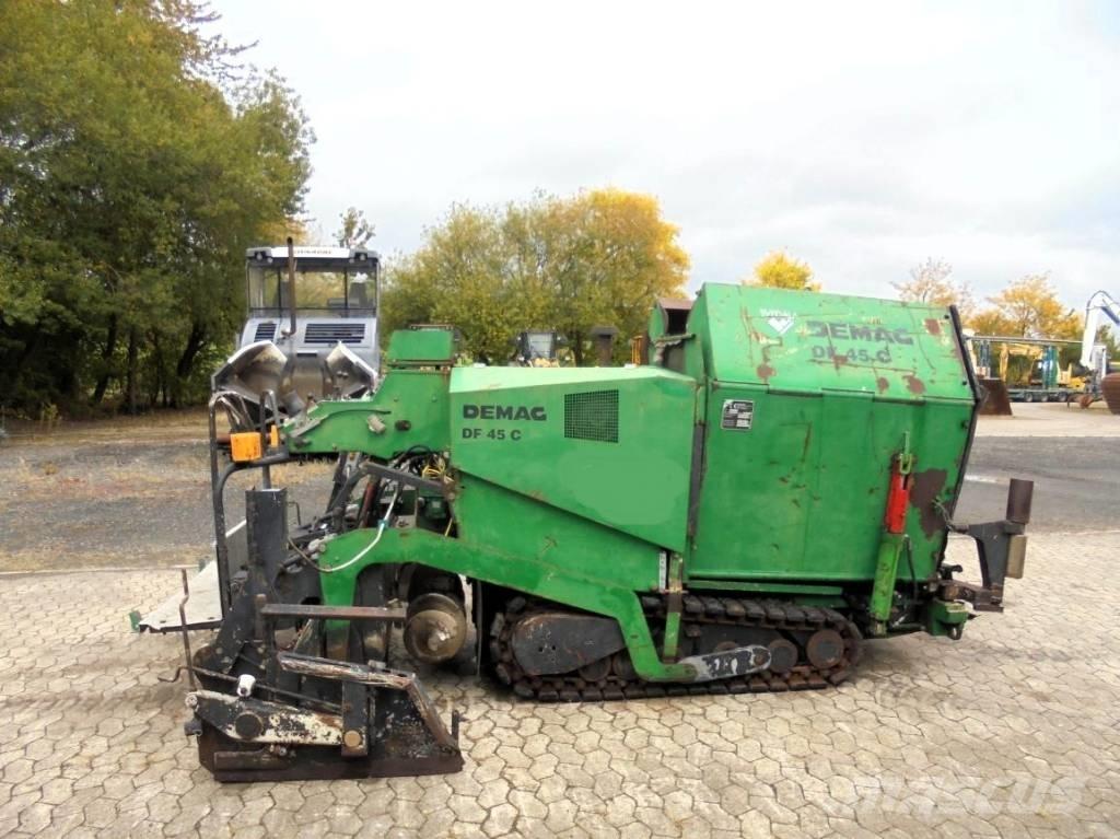 Demag DF 45 C Asphalt pavers