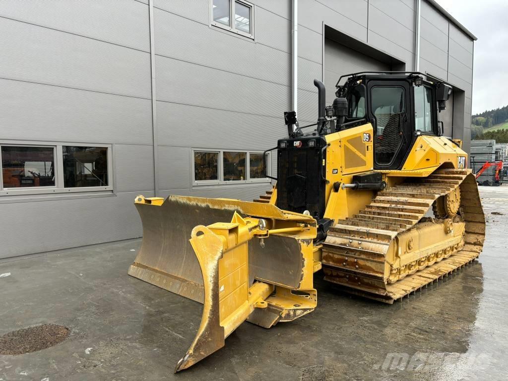 CAT D5-17 LGP Crawler dozers
