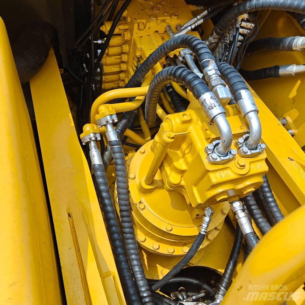 Komatsu 450-8 Crawler excavators
