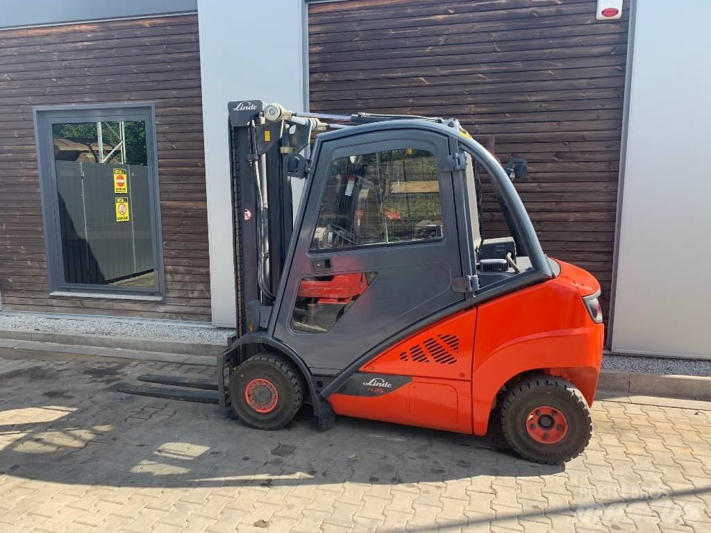 Linde H25D Diesel trucks