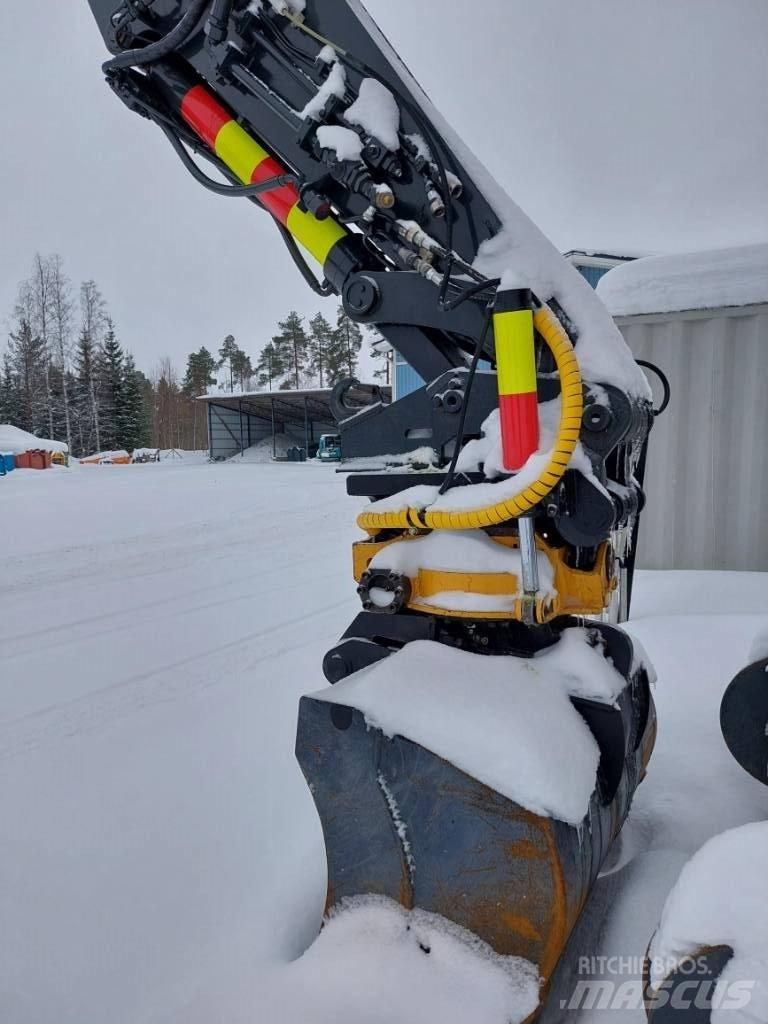 Volvo EW 200 Wheeled excavators