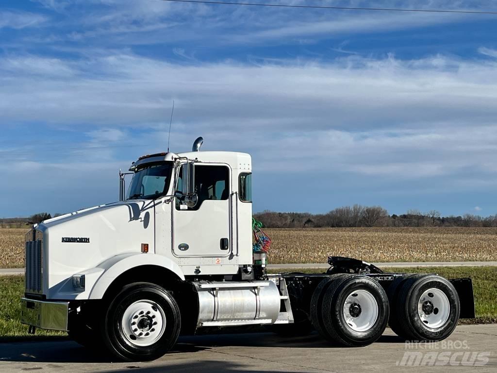 Kenworth T 800 Prime Movers