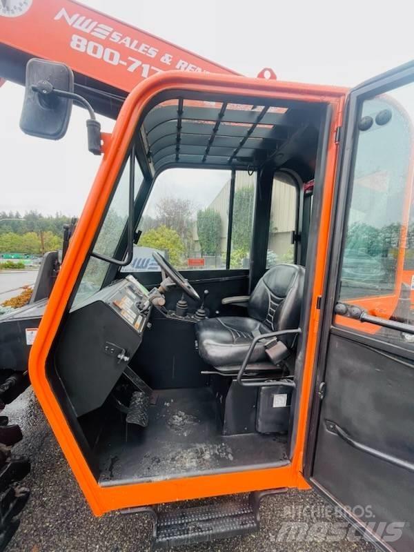 SkyTrak 10054 Telescopic handlers