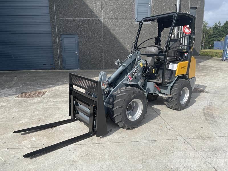GiANT V 452 T XTRA Wheel loaders