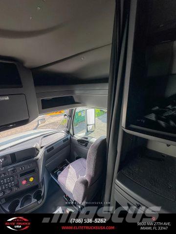 International LT Other trucks