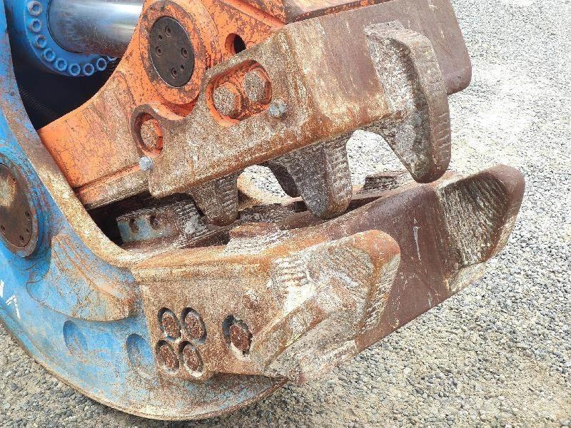  EMB VP2500R Crushers