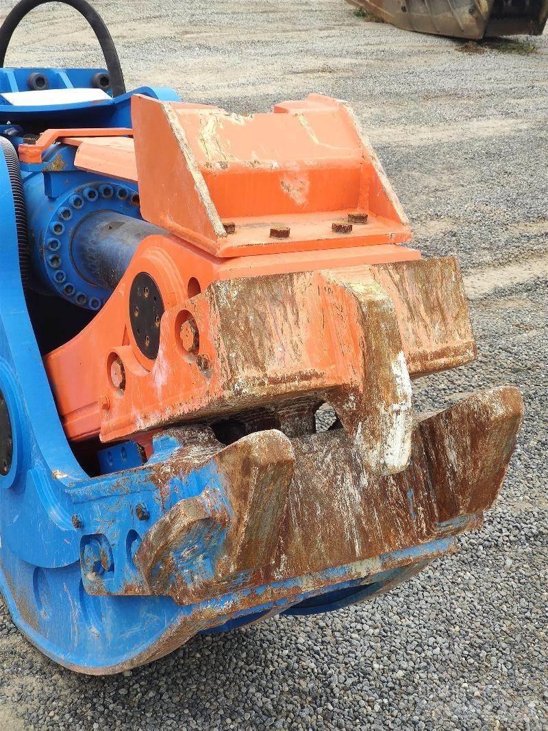  EMB VP3000 Crushers