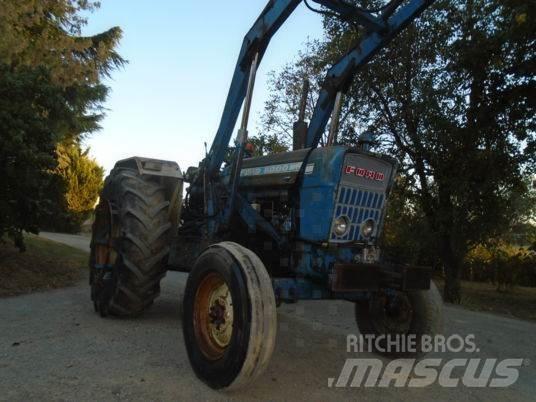 Ford 5000 5000 Tractors
